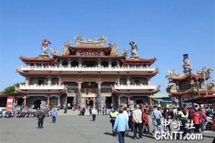 生病去寺庙祈福