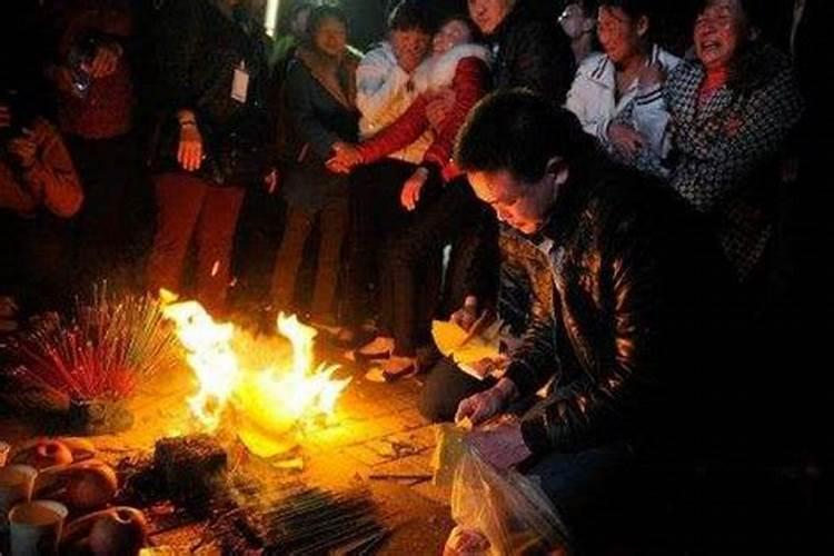 在外地如何祭祀已故亲人家属